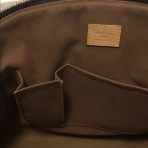 Additional pics on interior and exterior Tivoli gm